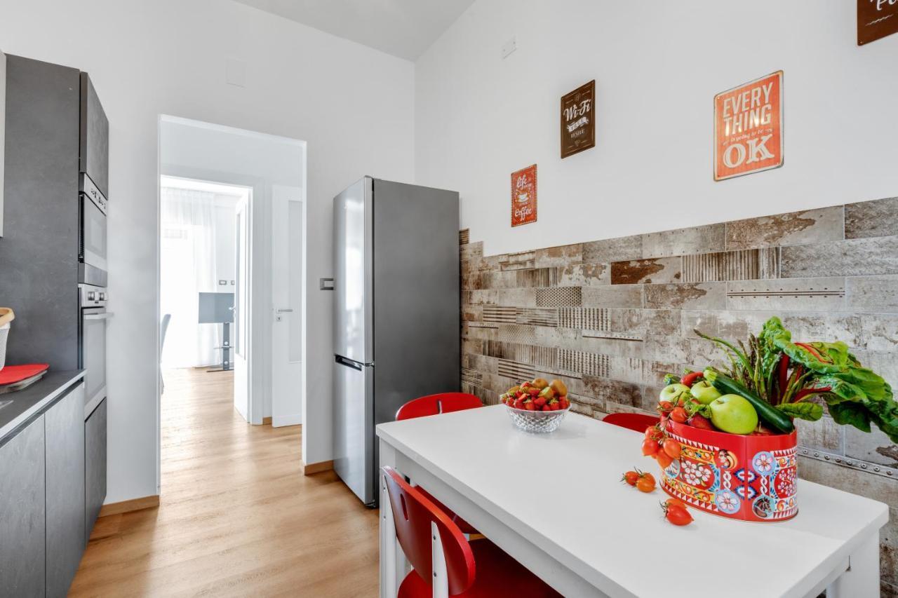 Residenza Dei Poeti - Roomy And Modern Flat Palermo Eksteriør bilde